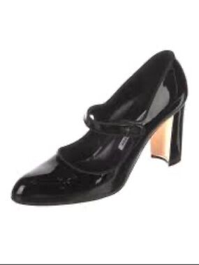 Manolo Blahnik Black Patent Mary Jane Pointed Pump Heels | Size 38.5